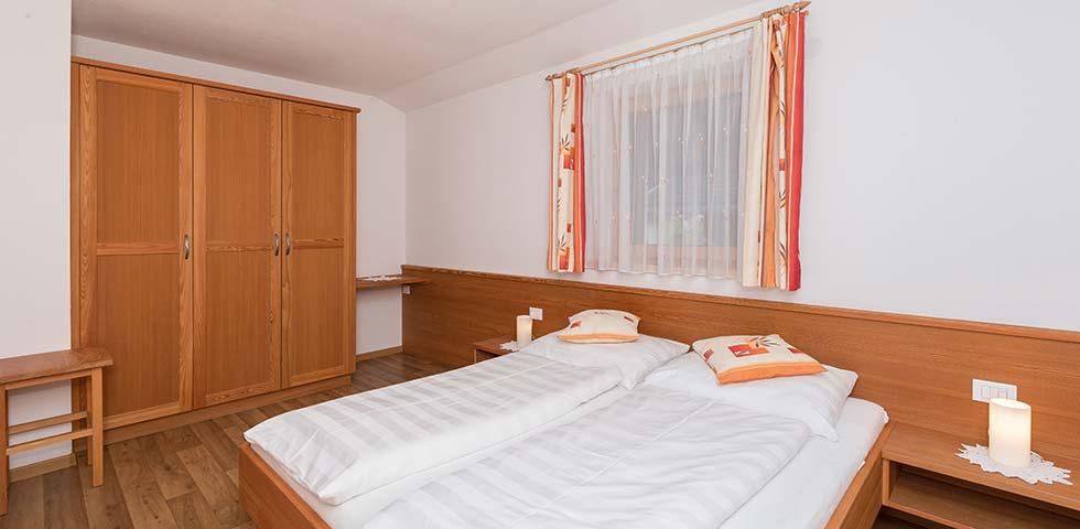 Apartment 6 - Double bedroom